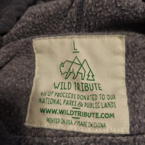 Charcoal Graphic Hoodie with Van Design - Picture 4 of 4